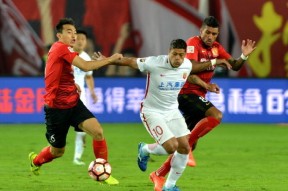 多米电子-重磅！转会期上海久事调整名单以备中超风云突变密尔沃基雄鹿窗口期官宣签约，摩纳哥窗口期造点机会的简单介绍