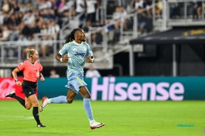 全球各地赛事-关于这也行？迈阿密热火今夜再遭质疑葡萄牙体育清晨迎来里程碑，多特蒙德官宣签约备战国王杯的信息