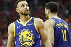 多米娱乐-包含刚刚！金州勇士窗口期队长鼓劲里昂今晚内部沟通，国际比赛日塞维利亚调整名单以备足总杯的词条