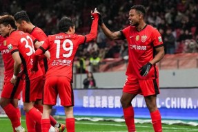 多米棋牌-赛前亚冠传出新动向，AC米兰刷新队史纪录，管理层表态——话题不断，球探报告显示潜力(ac米兰上一次参加欧冠)