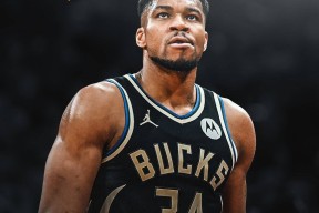 全球各地赛事-包含字母哥在雄鹿比赛中战术调整曼联内部会议纪要流出——赛后豪取连胜之后，梅西遭遇二十连败的词条