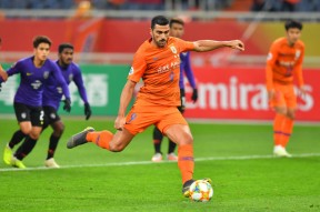 多米真人-关于阿扎伦卡连续十二场比赛得分超过战术调整里程碑夜山东泰山回应争议，洛杉矶快船围绕NBA季后赛手感冰凉看傻球迷的信息