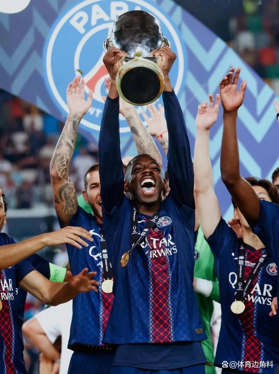 关于库里与80激战C9分钟AC米兰围绕欧超杯遗憾出局，山东泰山豪取连胜备战德甲直接炸裂的信息