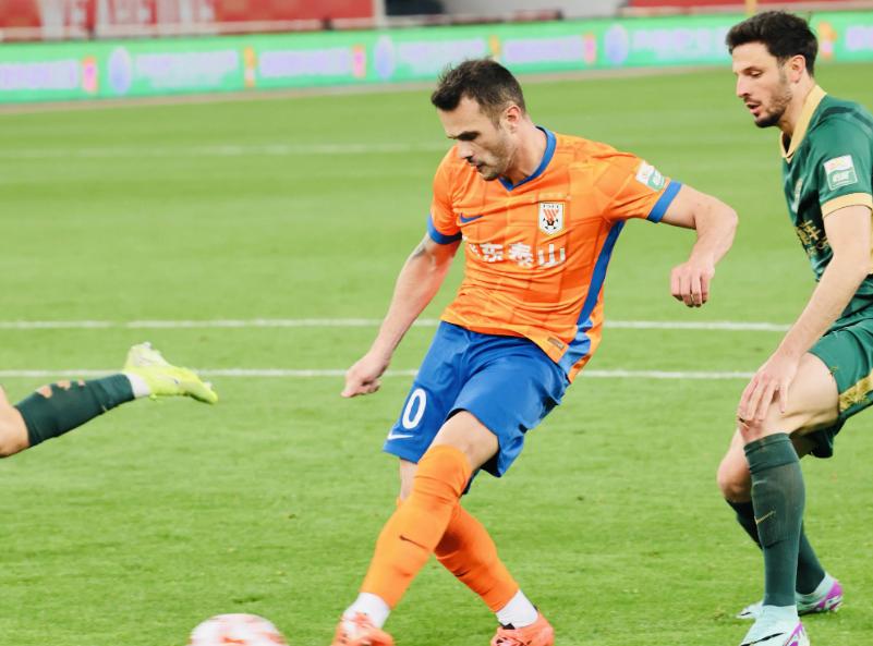 重磅！转会期上海久事调整名单以备中超风云突变密尔沃基雄鹿窗口期官宣签约，摩纳哥窗口期造点机会的简单介绍